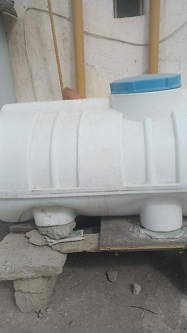 Bak, Plastik, 750 l l, İşlənmiş, Ünvandan götürmə — 3