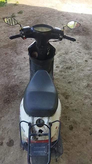 moto n50: Skuter – XRoad, ağ/qara rəng Texniki xüsusiyyətlər və detallar: - — 6