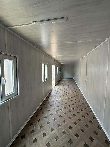 Şəkillərdə görünən modul tipli konteyner binası müxtəlif layihələr