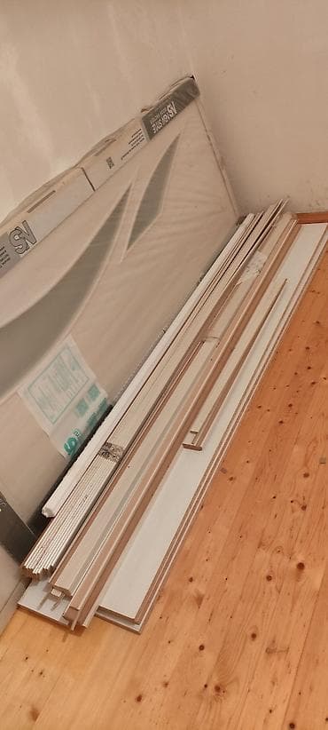 двери новый стиль: NS New Style brendinə məxsus, açıq rəngli taxta görünüşlü, buzlu — 2