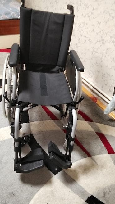 Əlil arabaları: Mexaniki əlil arabası - Yüngül və davamlı metal çərçivə - Rahat — 1