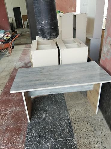 isti: Salon ucun mebel ve skaflar 
hammisi birlikde 180 m — 9