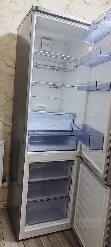 utu alti: Yeni 2 qapılı Beko Soyuducu Satılır, rəng - Qara — 2