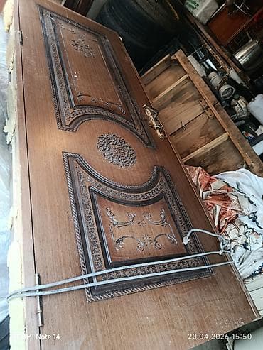 Taxta giriş/qapı dəsti - Material: ağac əsaslı, klassik qəhvəyi ton - — 2