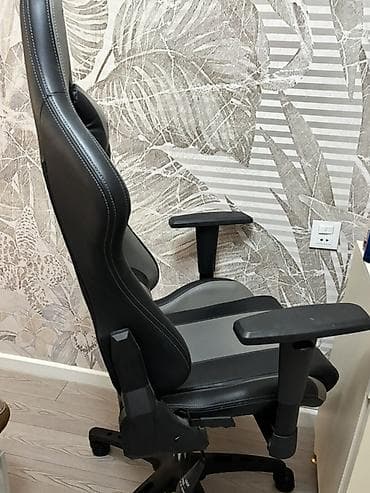 Офисные, игровые кресла: С колесиками, Рукояти регулируются, Кожзаменитель — 4