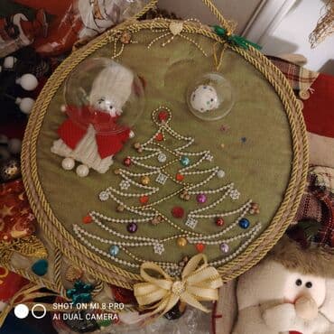 Süni güllər: Yeni il aksesuarları. yenidir. 1-3-5-10-15-25₼ — 2