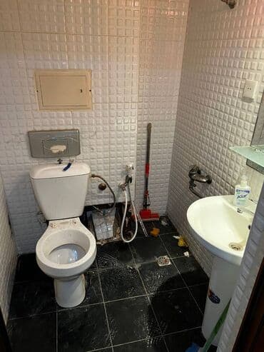 xacmaz obyekt: Əhmədli metrosunun yaxınlığında neapolda yol kənarı 1-ci mərtəbəsində — 6