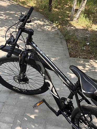 velosiped diskleri: Yeni Şəhər velosipedi Adidas, 26", sürətlərin sayı: 21, Ünvandan götürmə — 9