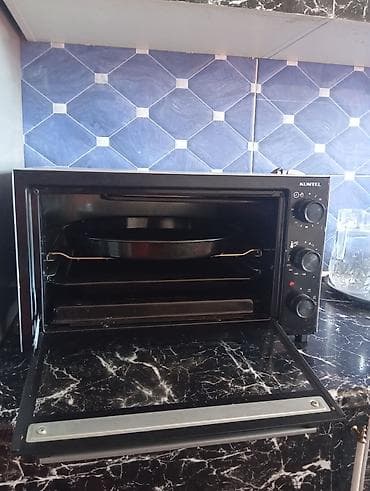 KUMTEL elektrik mini soba - Rəng: qara, şüşə ön qapı ilə - Ön paneldə