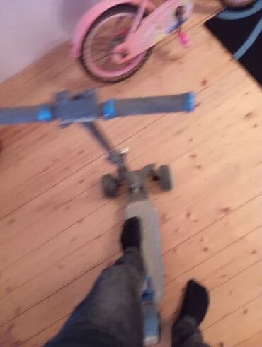 4 təkərli matasklet: Böyük insanlar üçün skuter – 3 təkərli model. Adıma kecid edərək bütün — 2