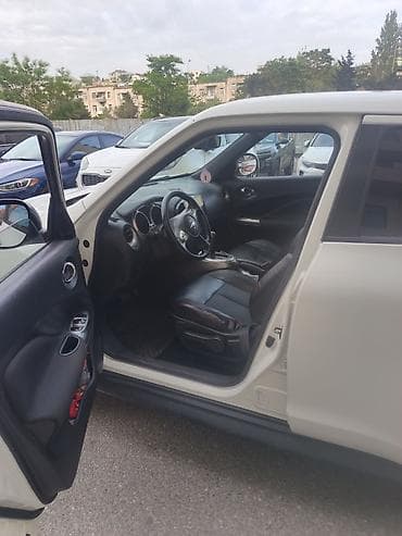 07 satisi: Nissan Juke, ağ rəng, Yapon krossoveri. Kompakt ölçülərə baxmayaraq — 8
