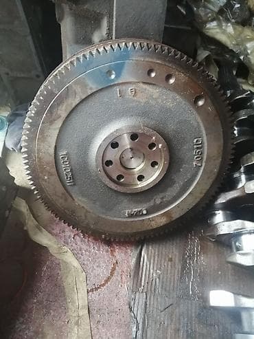 cg motor: Kubota V33 00 motorunun ehtiyyat hissələri movcuddu Val Blok yanacaq — 4