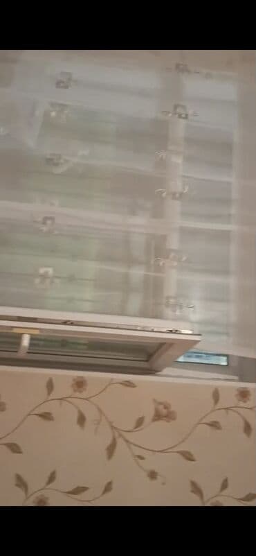 daskesende kiraye evler: Saray postunu keçəndən 200 m Bakıya tərəf, içəri yoldan 400 m məsafədə — 5