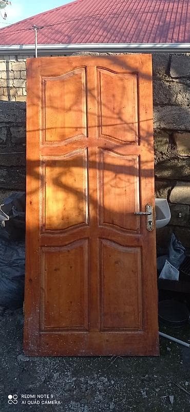 şef qapi: 5 ədəd üstən çıxma taxta qapılar satılır yaxşı vəziyyətdədir 2.15/90 — 5