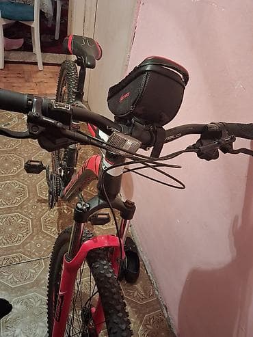 Camaro dağ velosipedi – 29" təkərlər, alüminium hardtail gövdə, ön