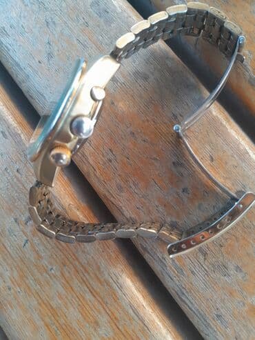 gence saat: Yığılmış saat hissələrindən ibarət bu dəst saat həvəskarları və ya — 6