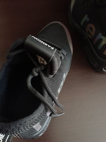 Botinkalar: “FASHION – Sport Shoes”qadın idman ayaqqabısı. Türkiyə istehsalı. 70 — 3