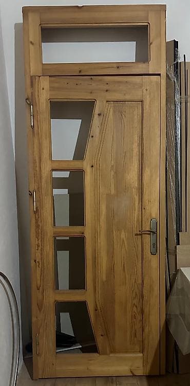 Taxta qapidir. Hec bir prablemi yoxdur. Dolğusu vurulub. Ölçüsü 2.40 lalafo.az -da Taxta qapidir. Hec bir prablemi yoxdur. Dolğusu vurulub. Ölçüsü 2.40