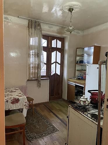 Mənzillər: Ev yerləşir dəirmanın kruqu dəmiryolcular binası Ev qanuni 3 otaqdır — 7