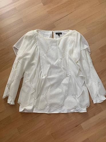 Блузка Massimo Dutti. В идеальном состоянии, одевала один раз. Цвет — 4