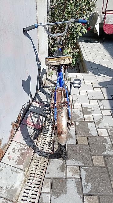usaq velosipedləri: Salam Velosiped əla vəziyyətdədir orta paçenik dağılıb (pedal)real — 2