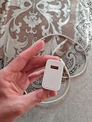 ikinci el iphone 13 pro: Simsiz şarj cihazı Xiaomi, > 20 Vt, İşlənmiş — 2