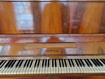 pianıno: Belarus upright pianino-Endirim olunacaq real alıcıya.Ciddi olanlar — 2