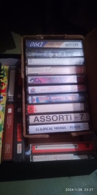 oyun rol seti: Audi̇o kasetlər 80-90 ci̇ i̇lər tam işlək vəziyətdə — 2