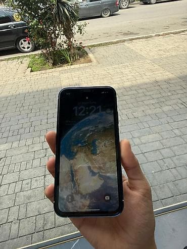 honor 9c 5g: IPhone Xr, 128 GB, Mavi, Qırıq — 4