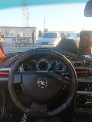 daewoo paltaryuyan masin: Daewoo Nexia: 1.5 l | 2011 il Sedan — 6