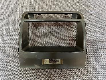 mersedes qapi rezinleri: Toyota Land cruiser 200, İşlənmiş — 1