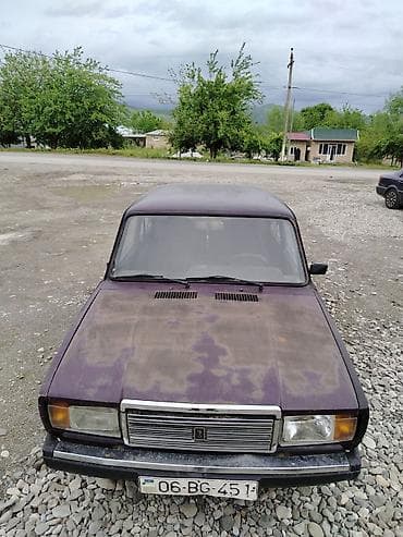 prado 120 kuza: VAZ 2107 sedan - Kuzov: 4 qapılı sedan, bənövşəyi rəng. Klassik — 2
