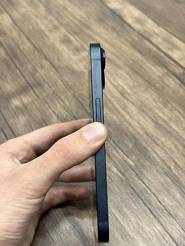 telefon iphone 14: IPhone 14, 128 GB, Midnight, Face ID — 3