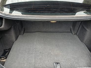 lider disk cerime: Mercedes-Benz E-Class: 2.4 l | 1998 il Sedan — 7