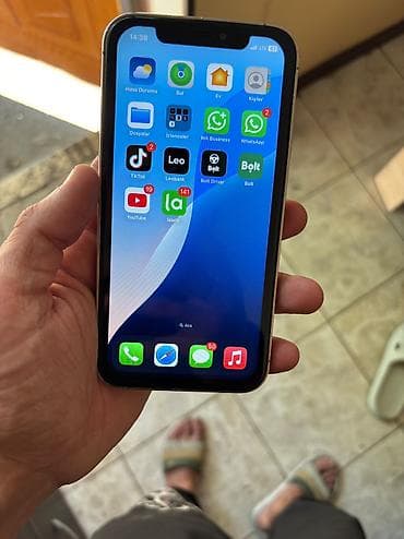 ipone 5: İphone X 128 GB hec bir problem yoxdu İphone 15 pro yigilif Herseyi — 2