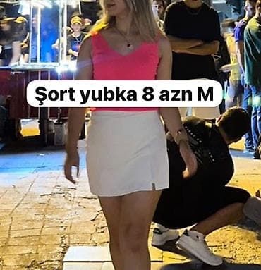 kombinezon satisi: Qadın geyimləri – ölçü M - Ağ zolaqlı iki hissəli dəst: düyməli — 6