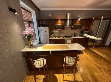 zabrata kirayə ev: Xətai rayonu,Xətai metrosu,Megafunun yanı,4 mərtəbəli binanın, 3-4-cü — 8