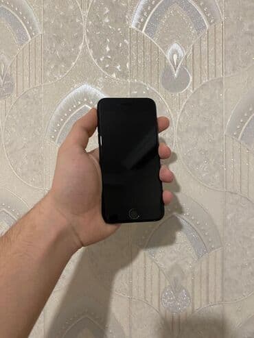 Apple iPhone: IPhone SE 2020, Черный, Отпечаток пальца — 3