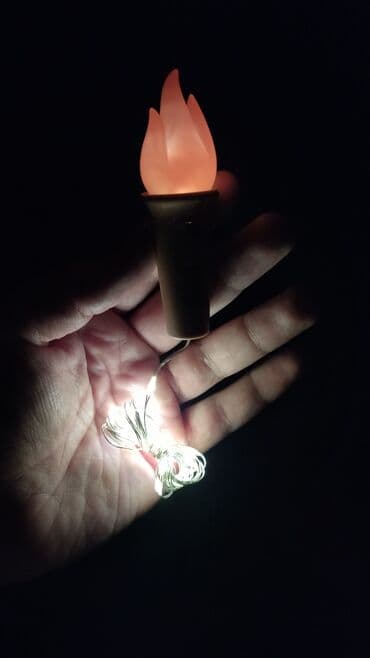 led isıqlar: Şərab şüşəsi tıxaclarından LED simli işıqlar. Alovlanan atəş — 4