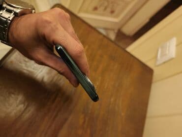 port: Honor 50, rəng - Gümüşü, Barmaq izi — 5