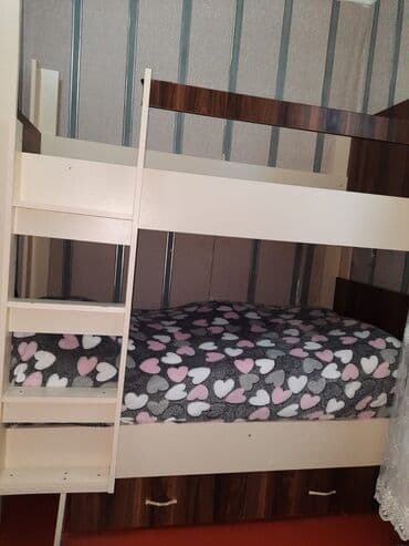 двухъярусная кровать для мальчика: İki mərtəbəli uşaq/yataq çarpayısı - Korpus: açıq krem rəngli — 1