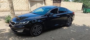 mazda 2: Kia Optima: 2.4 l | 2012 il Sedan — 4
