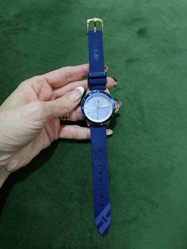 Orjinal Tommy Hilfiger saat. Bir neçə dəfə taxılıb, üstündəki plyonka lalafo.az -da Orjinal Tommy Hilfiger saat. Bir neçə dəfə taxılıb, üstündəki plyonka