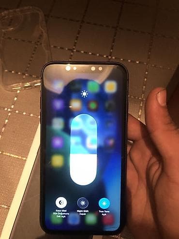 macbook pro m4 pro: IPhone 11, 128 GB, Qara, Face ID — 2