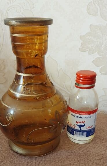 Qəlyan.qabı ( çaşkası) 18 ildi alınıb. işlenmiş qrğı çatı yoxdu.rengi