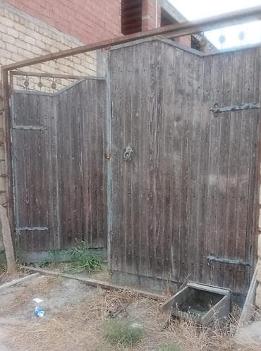 Darvaza satilir olcu.eni 3.50 Hundurluyu 2.50. Qedimi darvazadi Seyf lalafo.az -da Darvaza satilir olcu.eni 3.50 Hundurluyu 2.50. Qedimi darvazadi Seyf