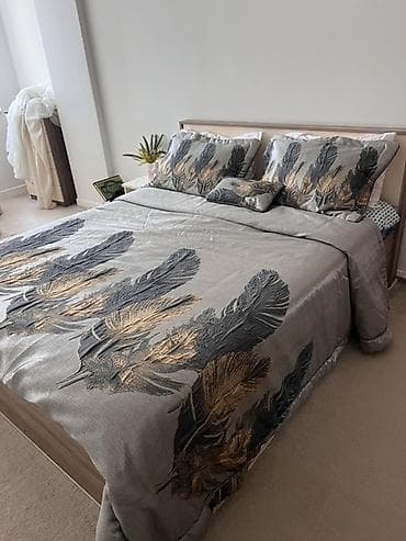 yorgan uzleri: Altı bazalı yataq 1 əd tumbasıda var çox səliqəlidi orta betik — 1