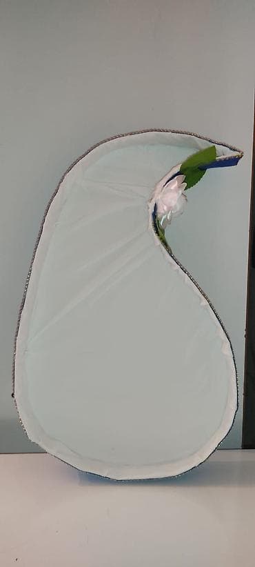 Məhsul: Xonça/tray dəsti – əl işidir Təsvir: - Milli naxışlı və atlas