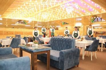 киоск в аренду: Yeni Günəşlidə yerləşən ümumi sahəsi 1500 kv,m olan, yaxşı təmirli — 24