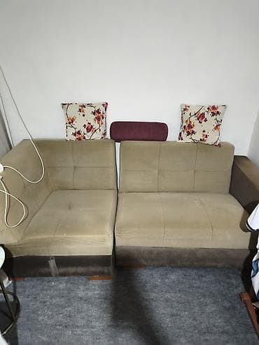 tek divan: Künc divan bazalıdı ikiyə ayrılır yaxşı vəziyyətdədir 40 AZN təcili — 2